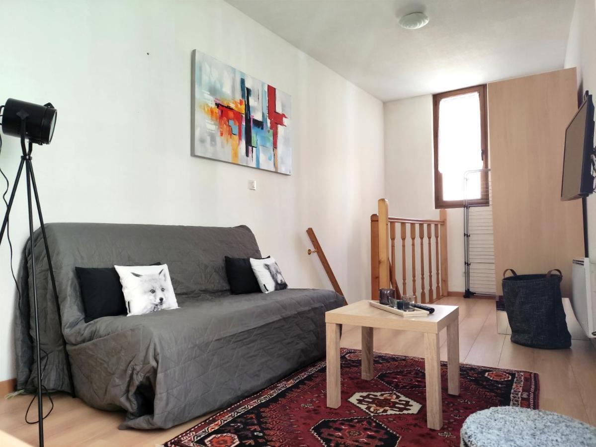 Confortable Maison De Village En Pierre Typique Moltig les Bains المظهر الخارجي الصورة